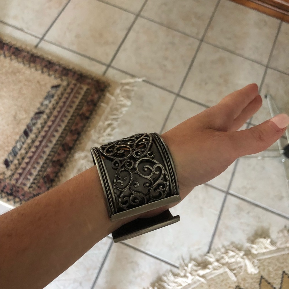 Bracelet - Picture 2 of 2